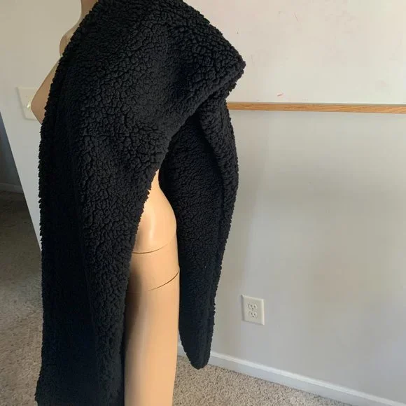 Ugg Oversized Fleece Winter Scarf - Picture 5 of 6